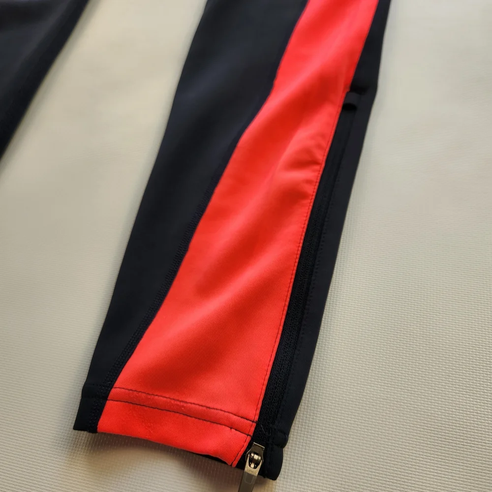 New Balance Women's Swim Leggings - Navy and Pink - Picture 4 of 16